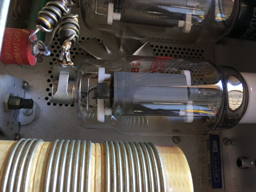 RF Parts The 572b tube N1AV (xN1RWY) on the air