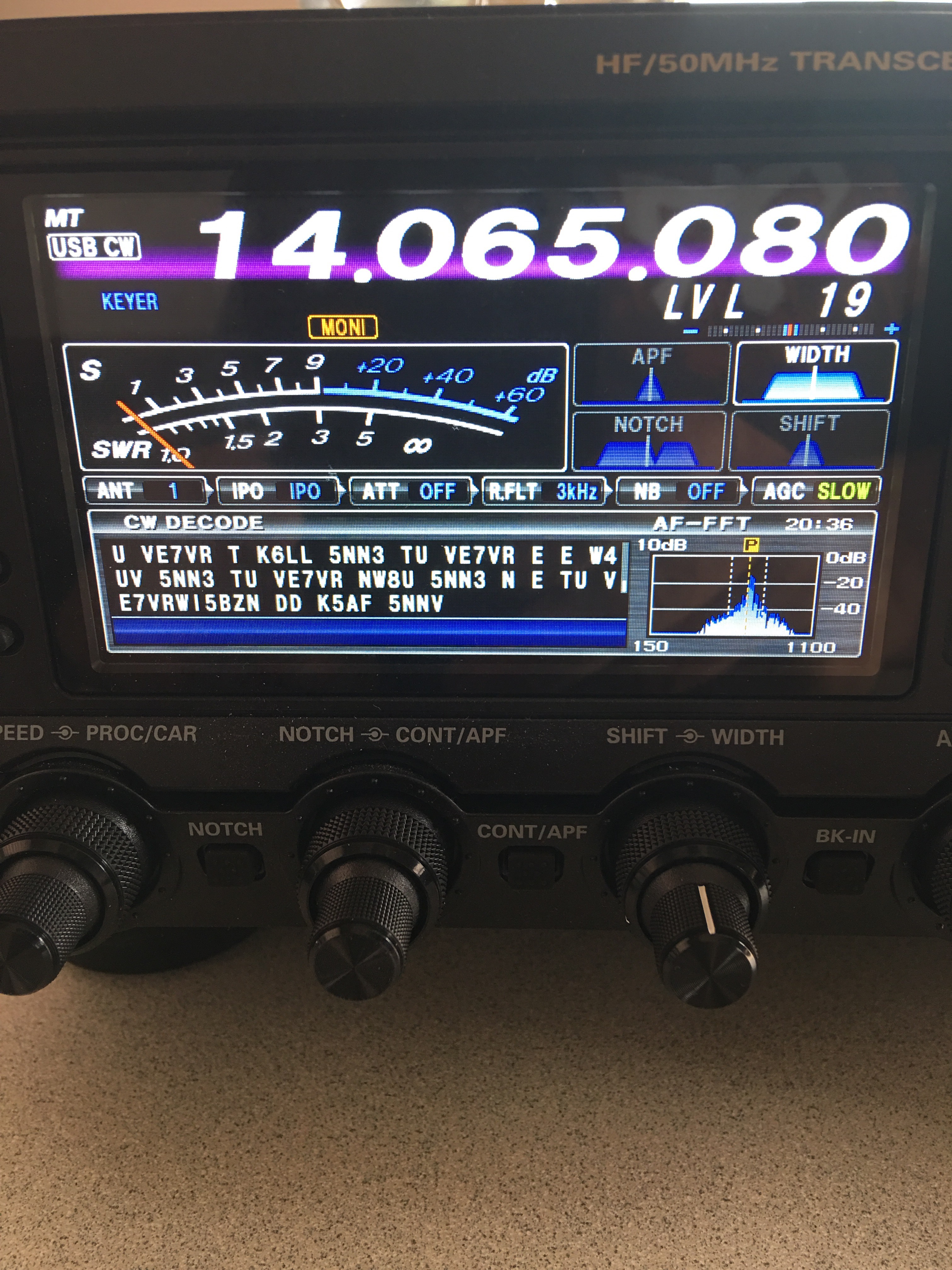 Yaesu FFT-1 board install and review – N1AV (x-N1RWY) on the air